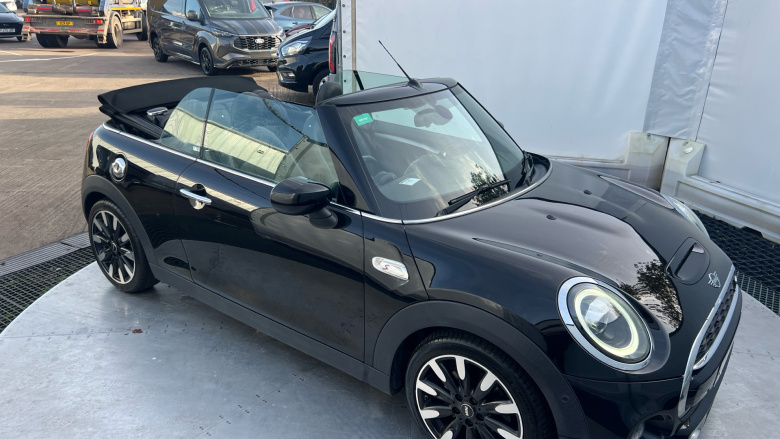 MINI Convertible 2.0 Cooper S Exclusive II 2dr Auto Petrol Convertible